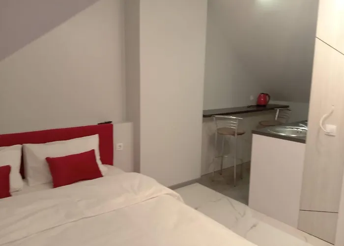Pure Apartments Vip 5